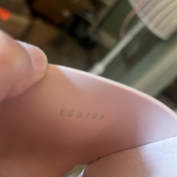 Givenchy, 38 EU/ 7,5 US, Blush Pink Slide Sandals - Picture 13 of 16